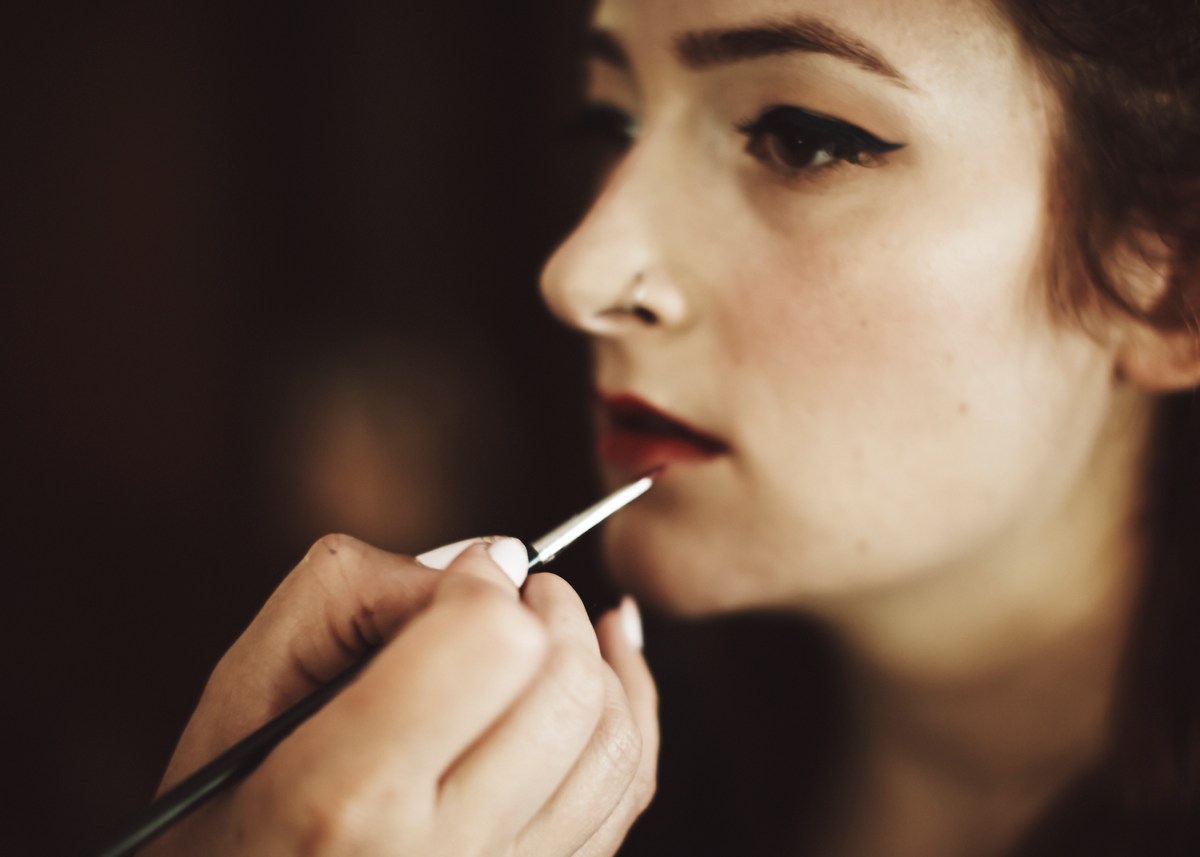 J+H_Wedding_BridePrep_052