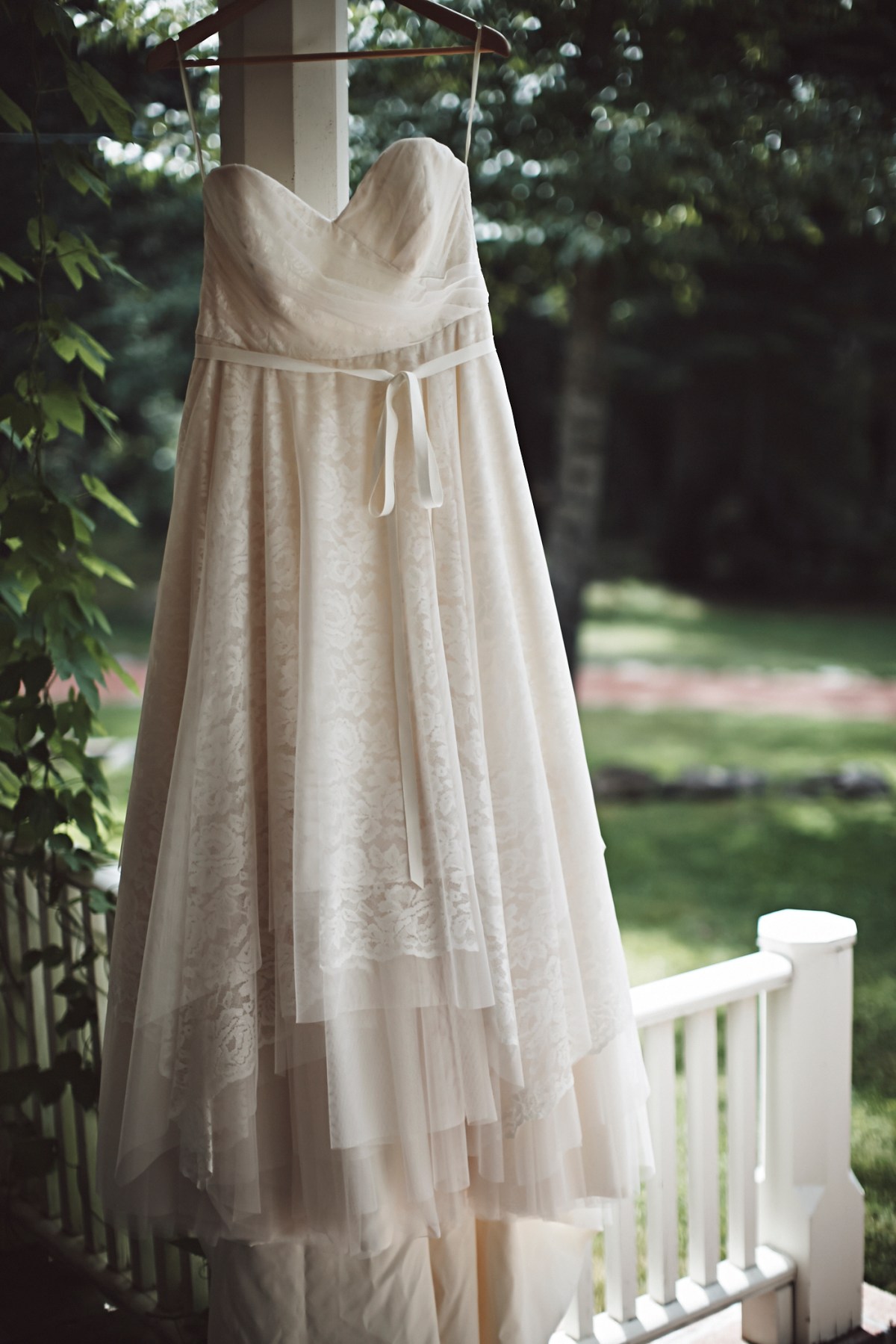 J+H_Wedding_BridePrep_747