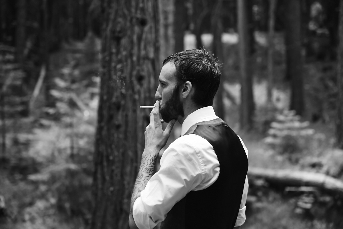 J+H_Wedding_GroomPrep_0092